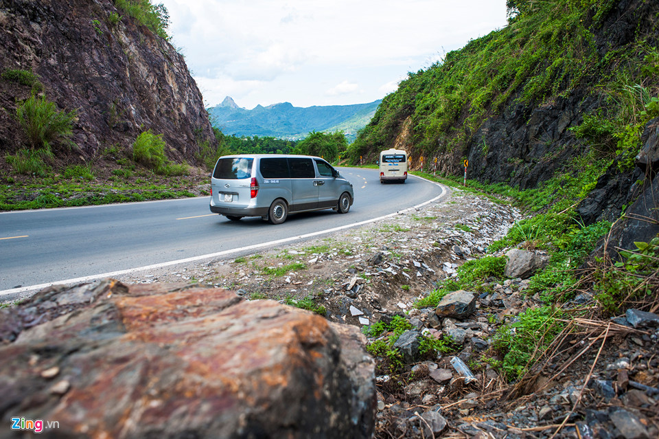 Nghĩa địa xe gặp nạn ở dốc Cun